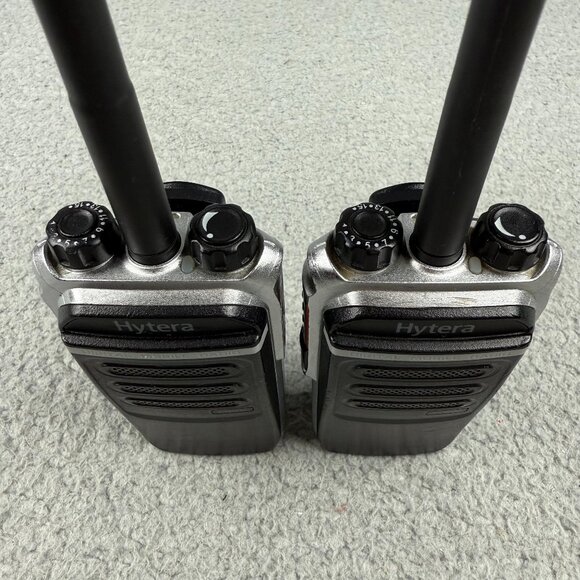 Hytera PD602 Two Way Radio Handheld Portable Walkie Talkie NEEDS NEW BATTERY - Picture 6 of 11